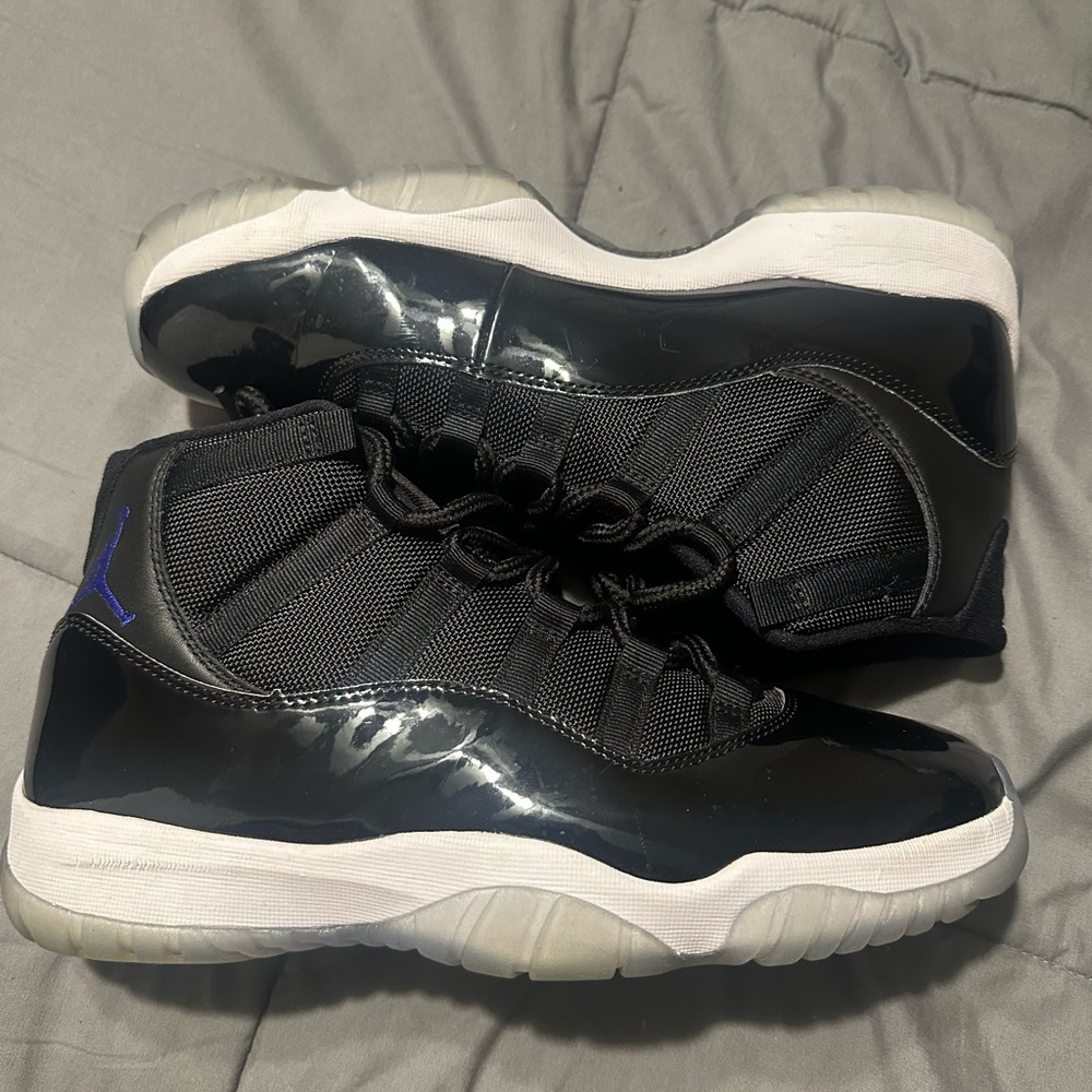 Black and White High-Top Sneakers with Blue Accent